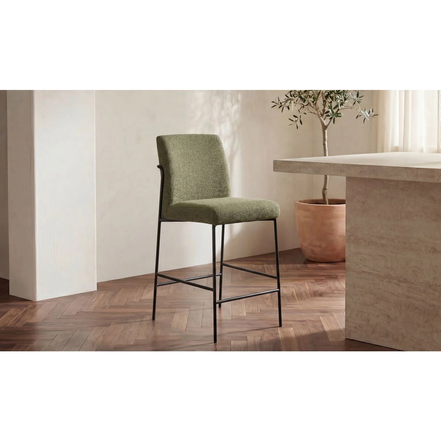 Luxury Upholstered Modern Counter Stool European Style for Villa