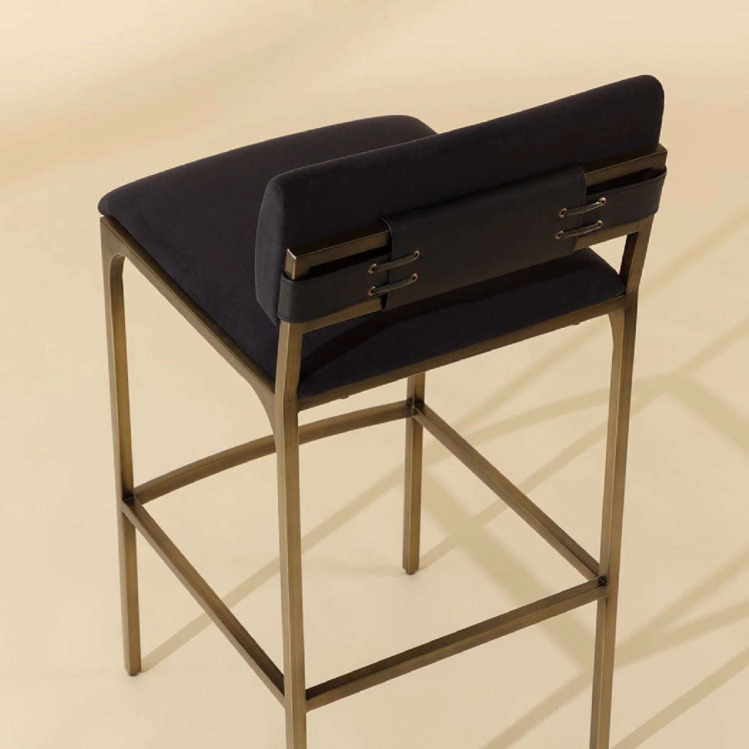 Luxury Upholstered Modern Fabric Bar Stool European Style for Villa