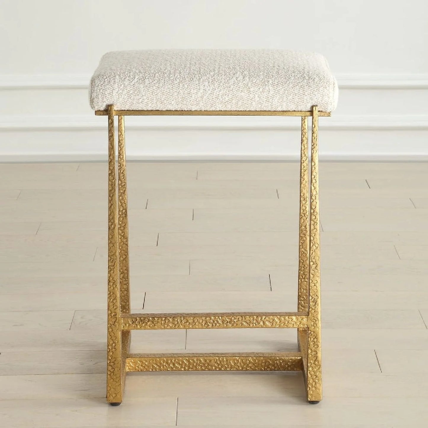 Luxury Upholstered Modern Fabric Counter Stool European Style for Villa