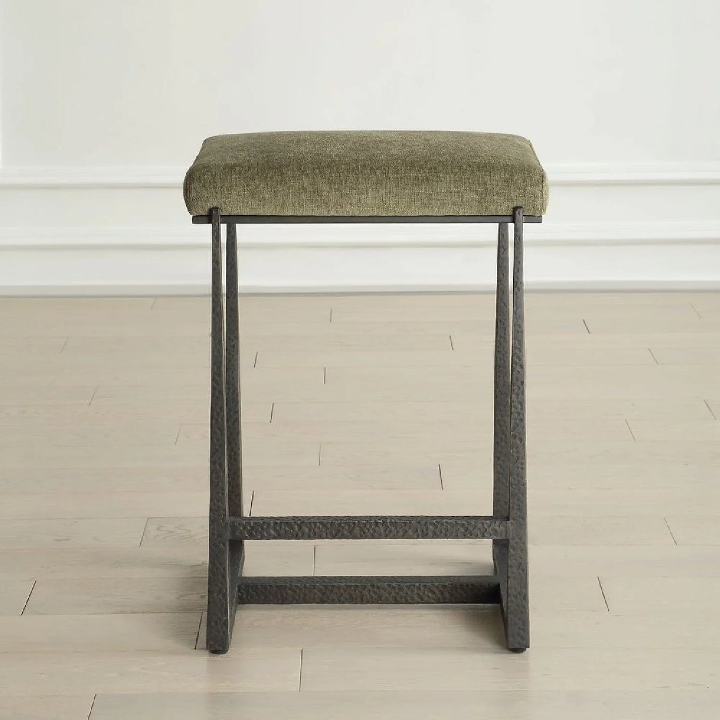 Luxury Upholstered Modern Fabric Counter Stool European Style for Villa