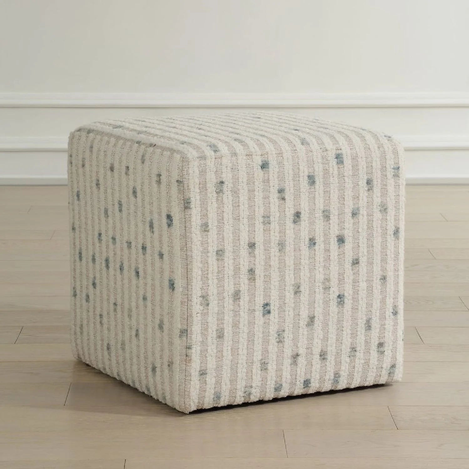 Luxury Upholstered Modern Fabric Ottoman European Style for Villa