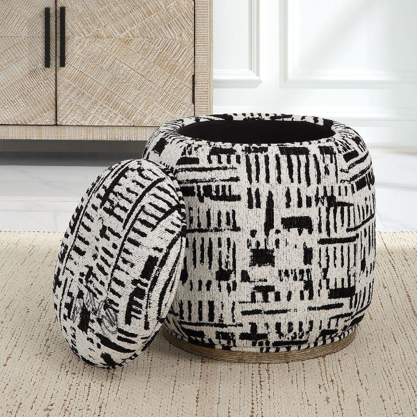 Luxury Upholstered Modern Fabric Ottoman European Style for Villa