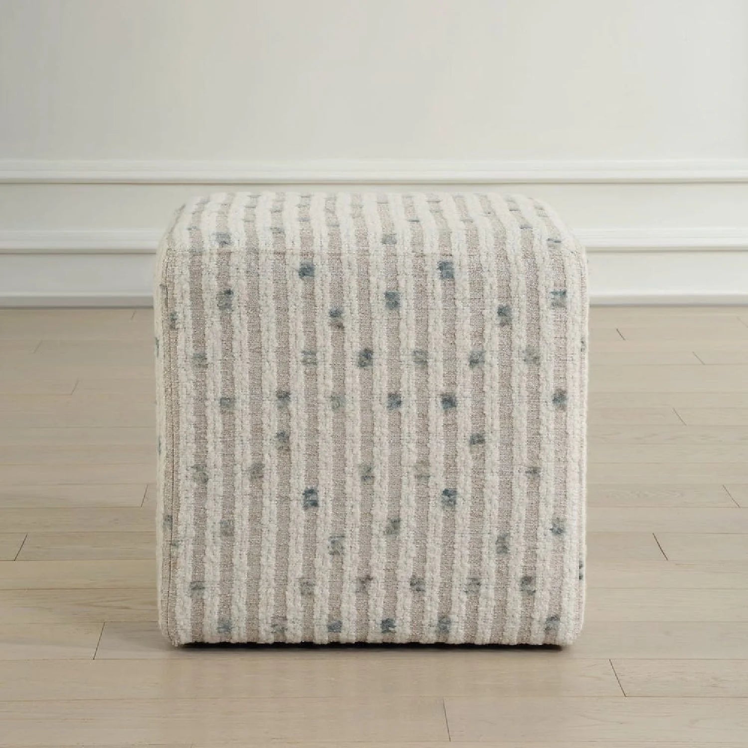 Luxury Upholstered Modern Fabric Ottoman European Style for Villa