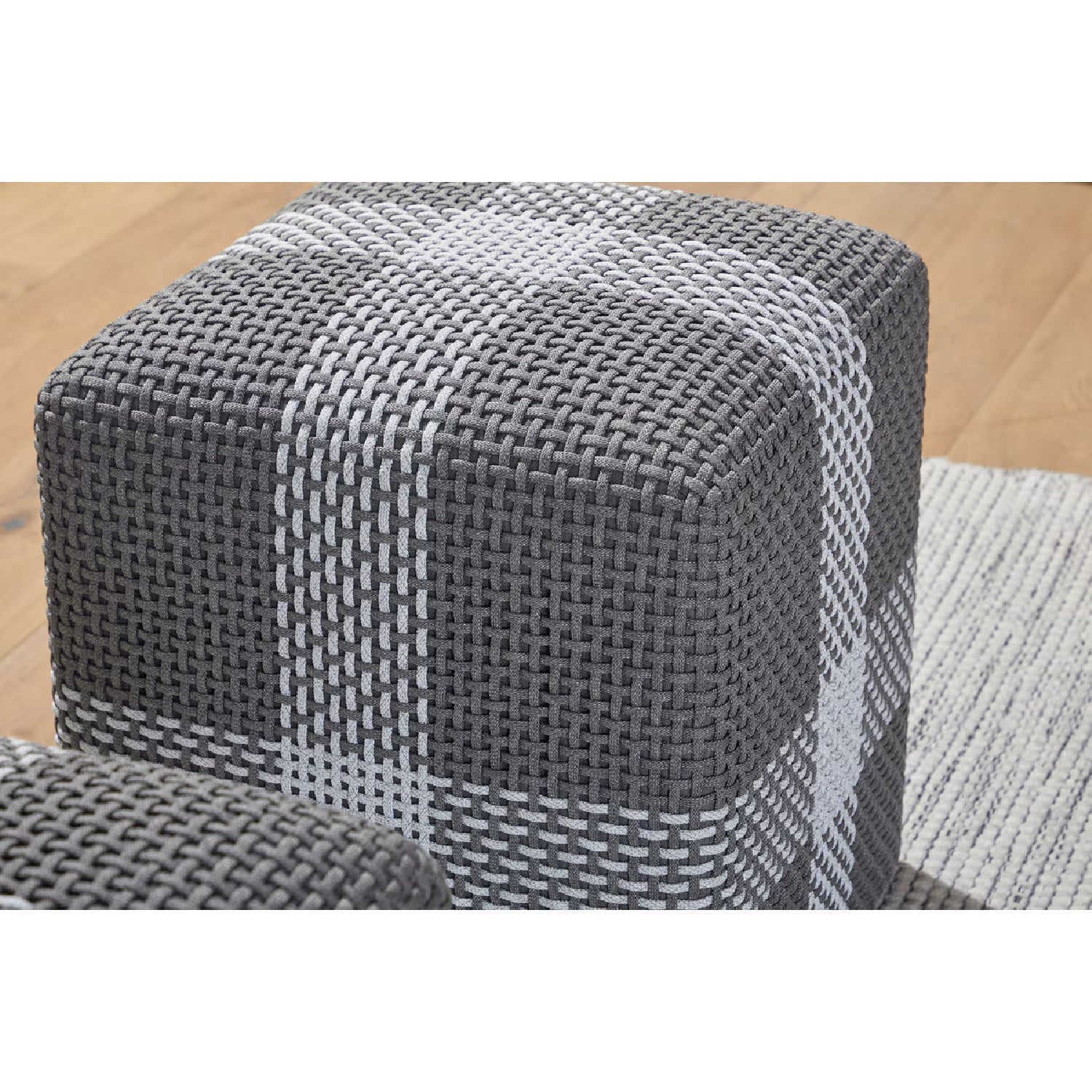 Luxury Upholstered Modern Fabric Ottoman European Style for Villa