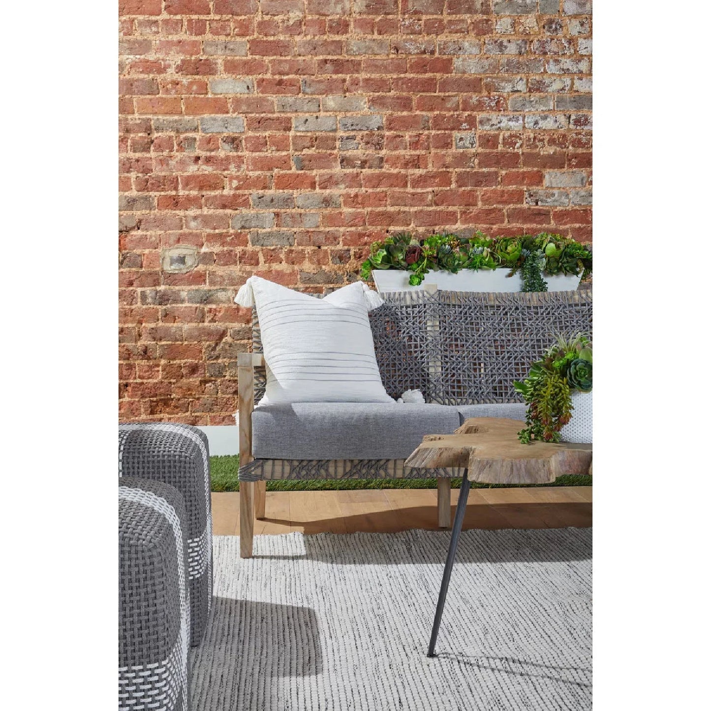 Luxury Upholstered Modern Fabric Ottoman European Style for Villa