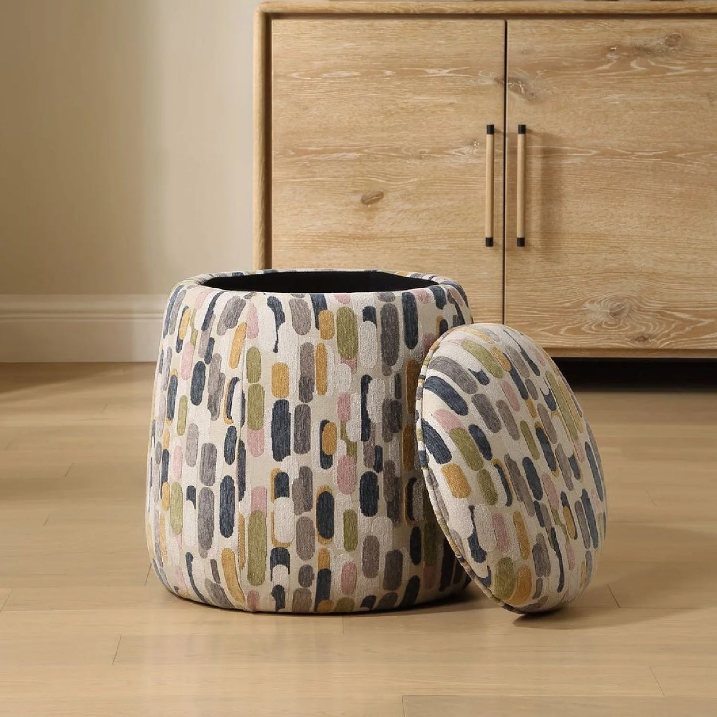 Luxury Upholstered Modern Fabric Storage Ottoman European Style for Villa