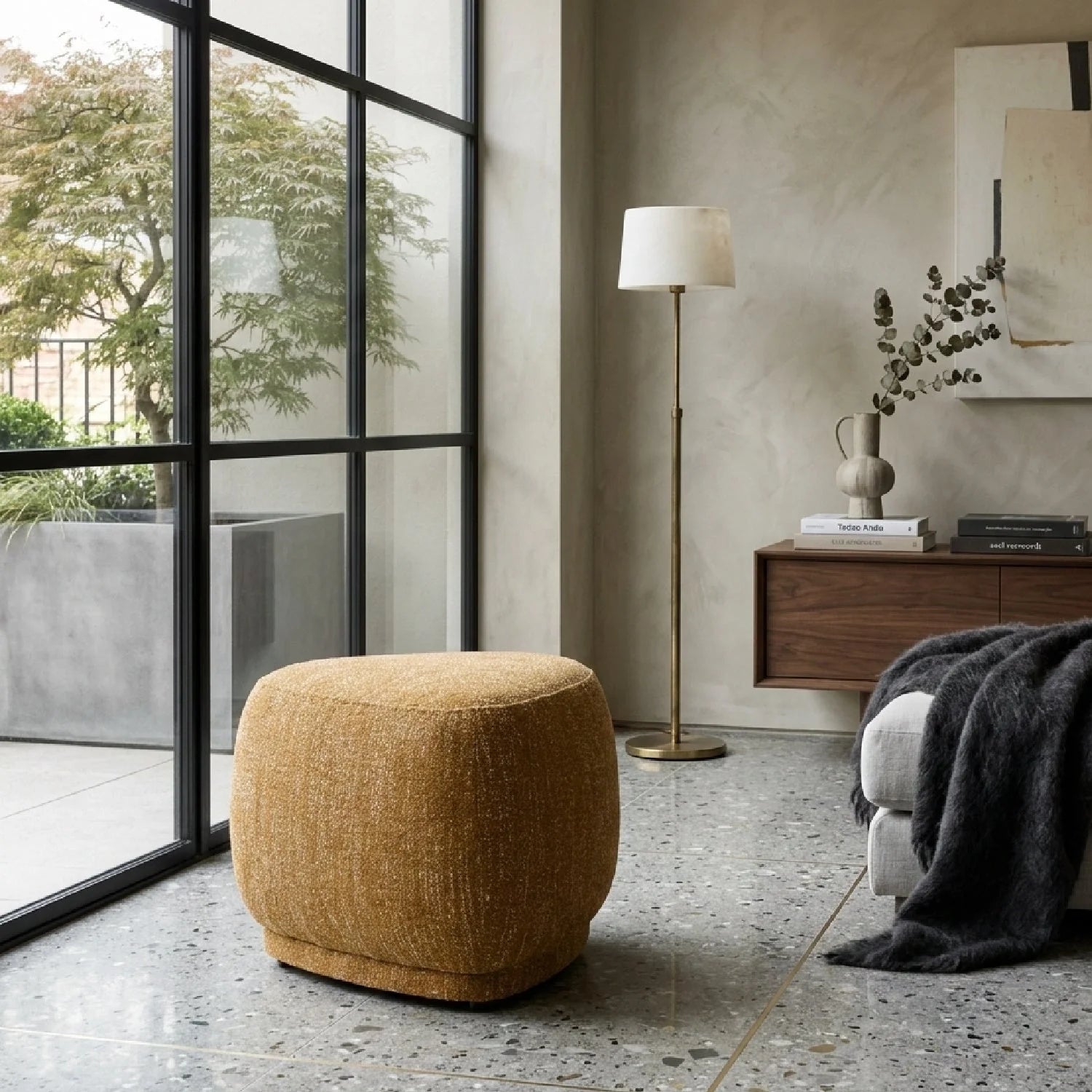 Luxury Upholstered Modern Freeform Ottoman European Style for Villa
