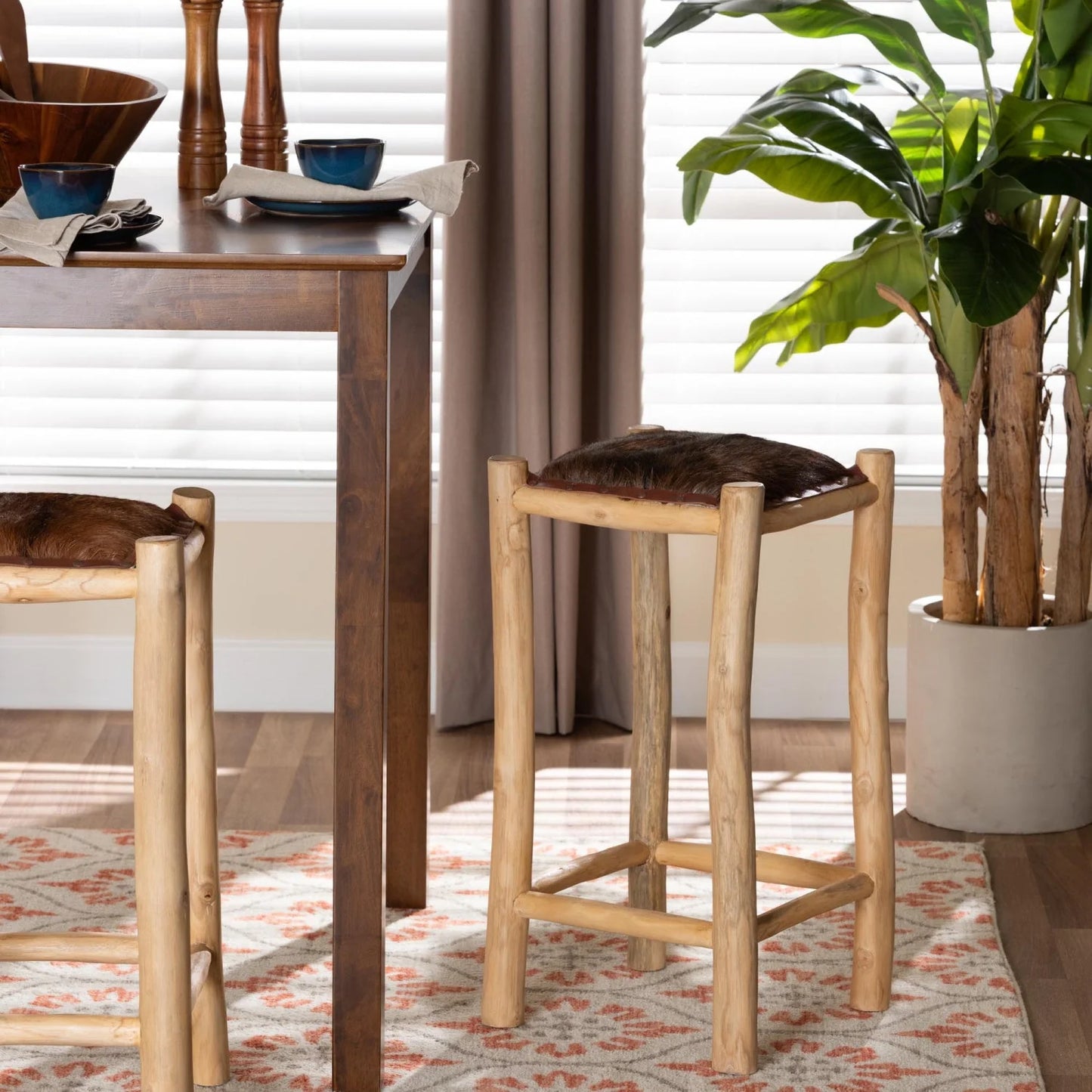 Luxury Upholstered Modern Goat Leather Counter Stool European Style for Villa