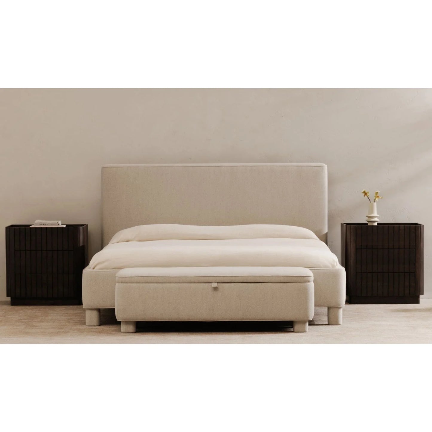 Luxury Upholstered Modern Gray Bed European Style for Villa