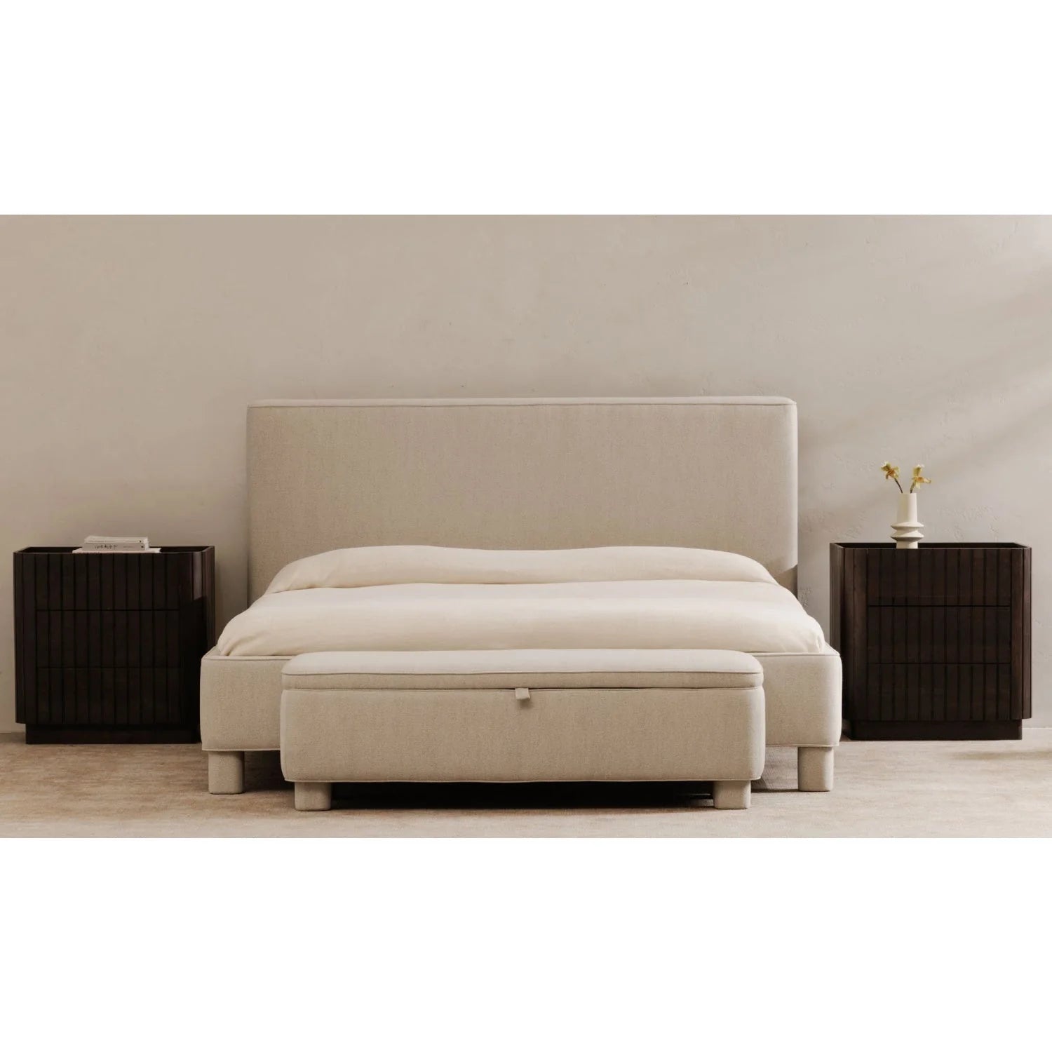 Luxury Upholstered Modern Gray Bed European Style for Villa