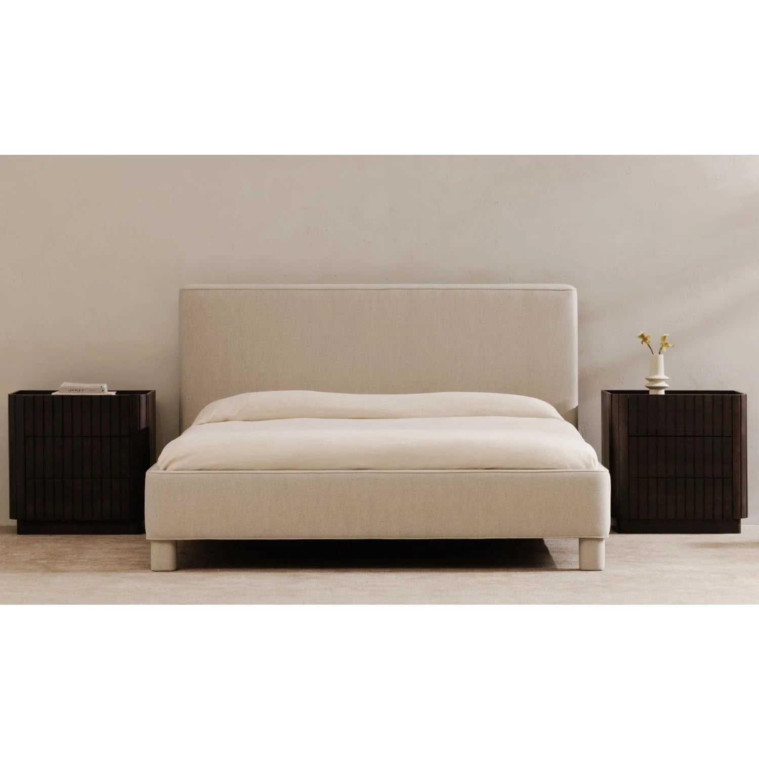 Luxury Upholstered Modern Gray Bed European Style for Villa