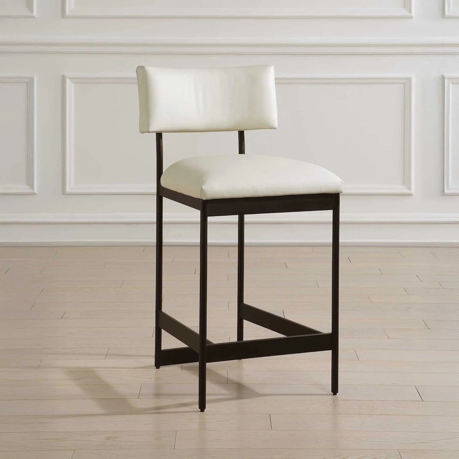 Luxury Upholstered Modern Leather Counter Stool European Style for Villa