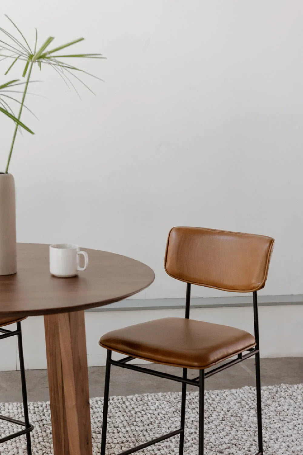 Luxury Upholstered Modern Leather Counter Stool European Style for Villa