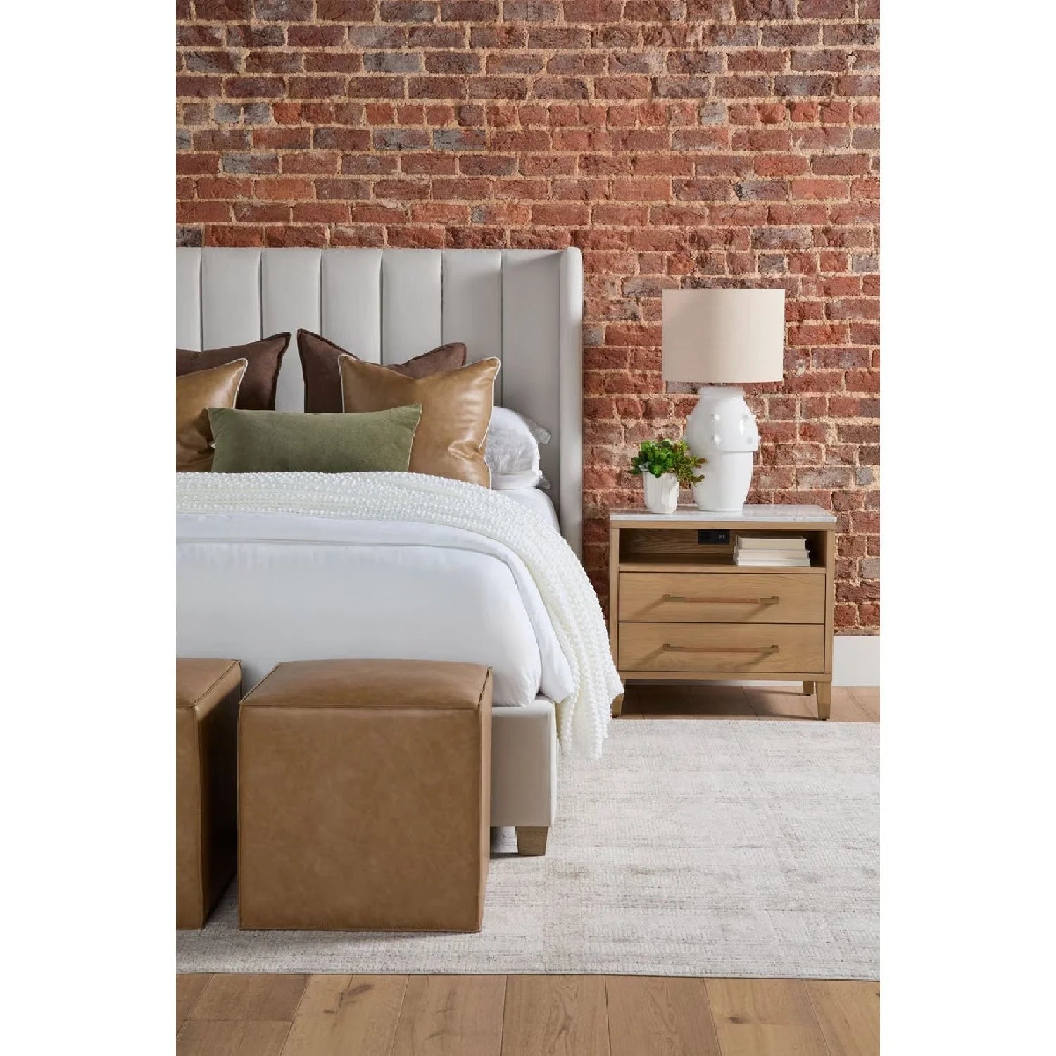 Luxury Upholstered Modern Leather Ottoman European Style for Villa