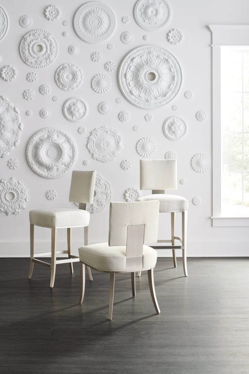 Luxury Upholstered Modern Neutral Bar Stool European Style for Villa