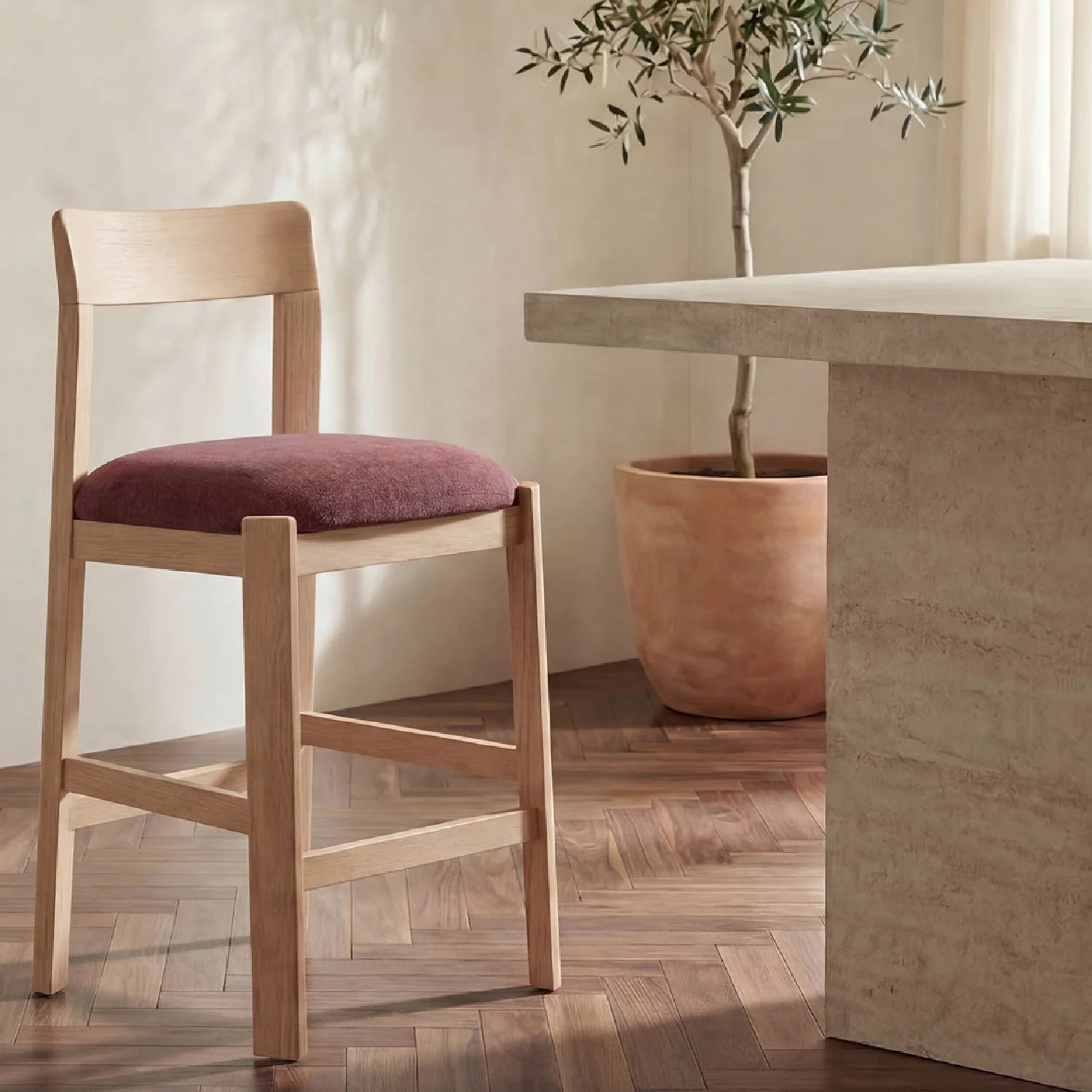 Luxury Upholstered Modern Oak Counter Stool European Style for Villa