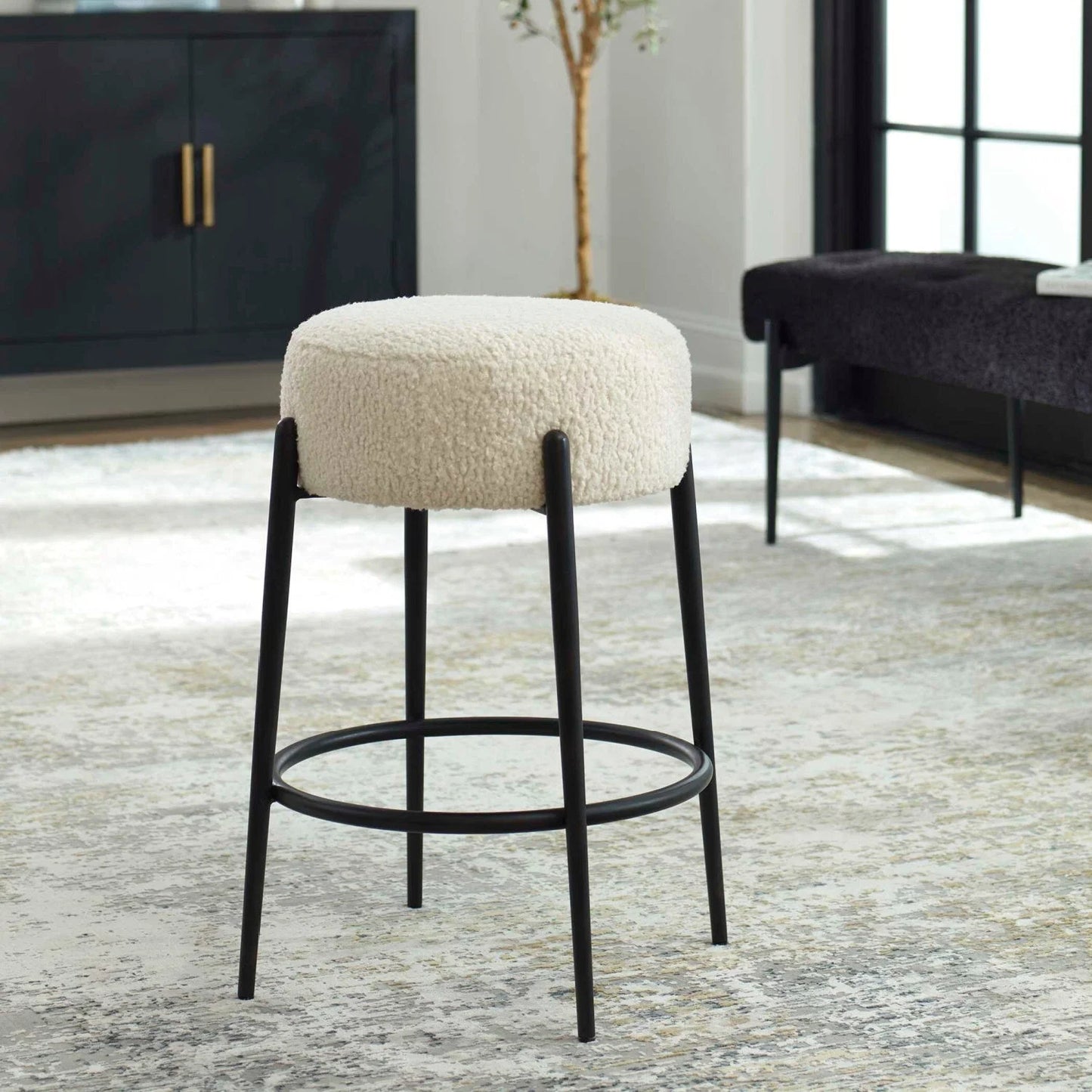Luxury Upholstered Modern Shearling Counter Stool European Style for Villa
