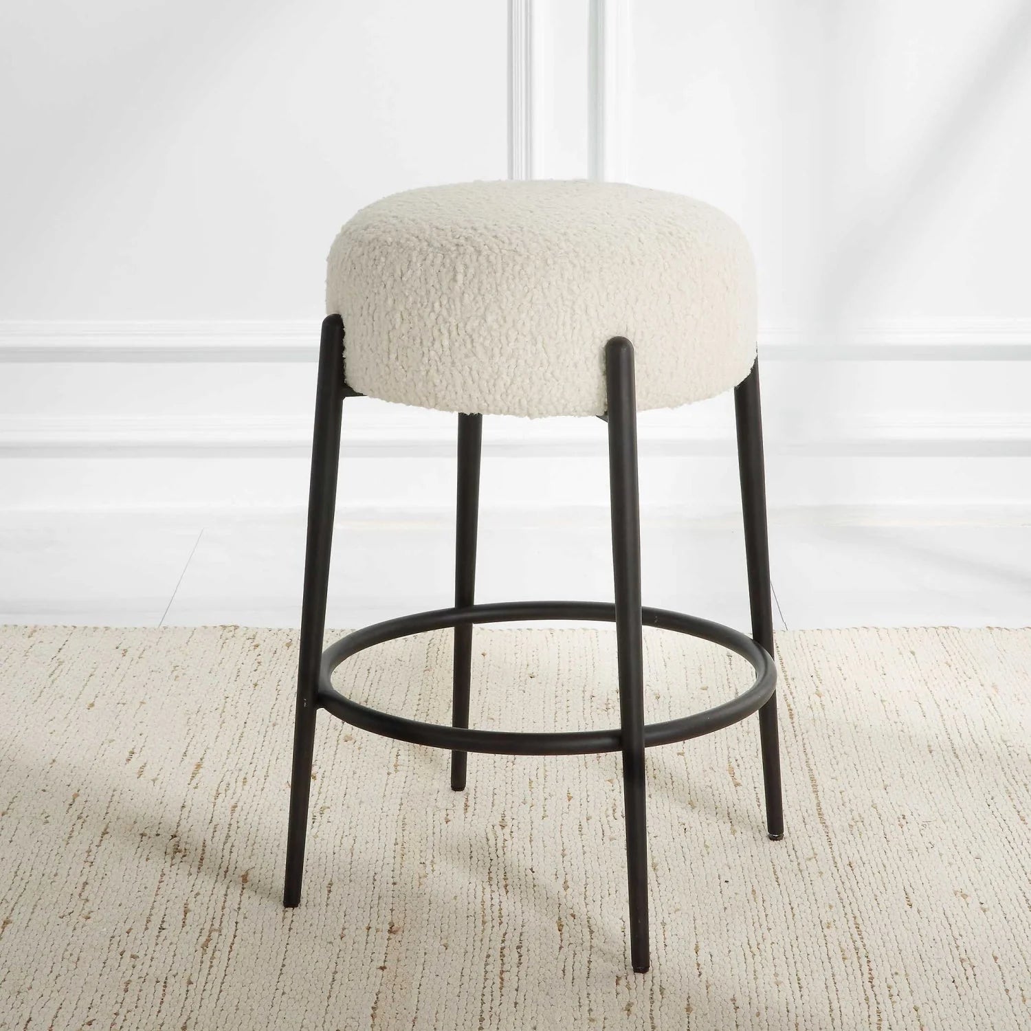 Luxury Upholstered Modern Shearling Counter Stool European Style for Villa