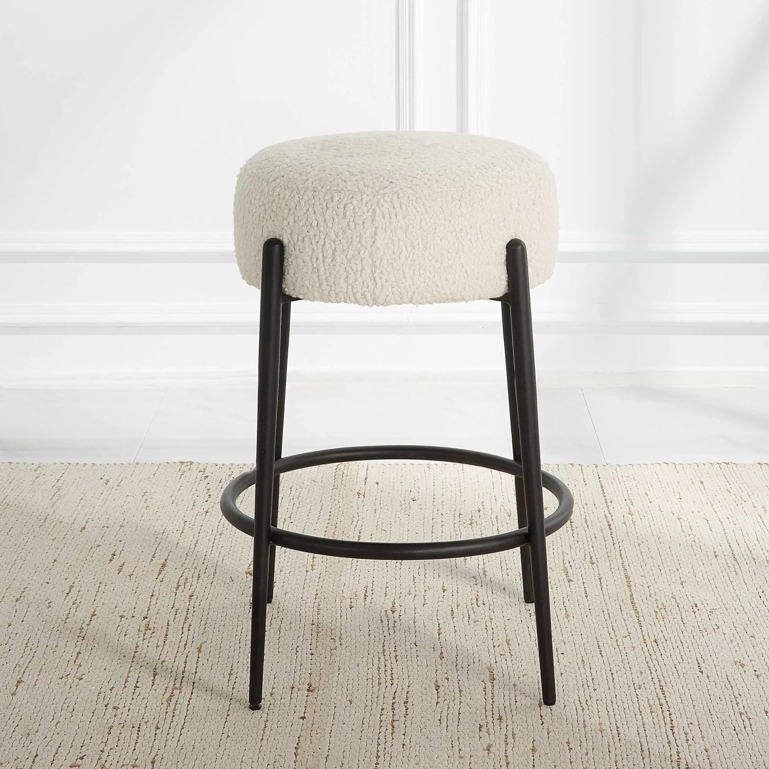 Luxury Upholstered Modern Shearling Counter Stool European Style for Villa