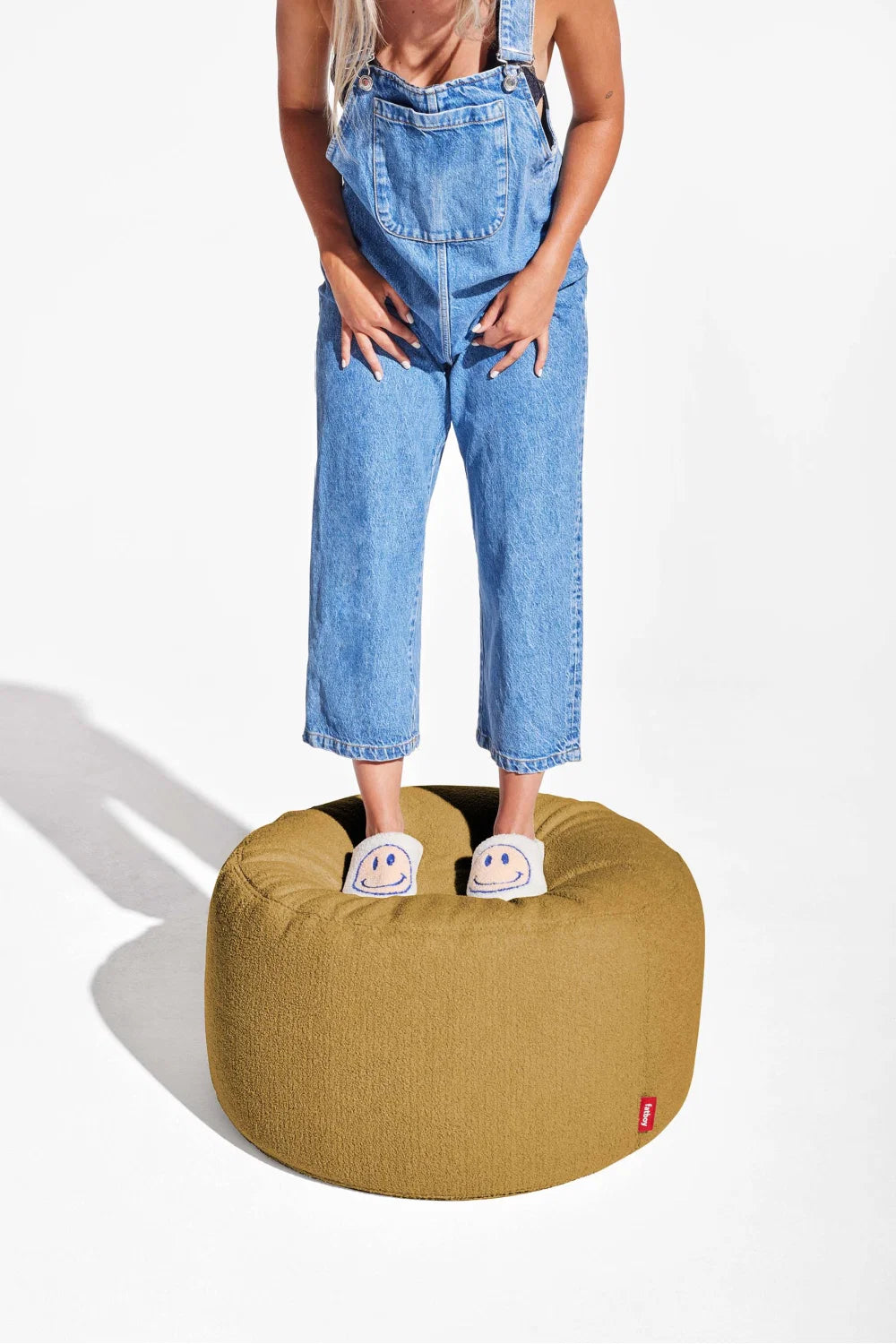 Luxury Upholstered Modern Sherpa Pouf European Style for Villa