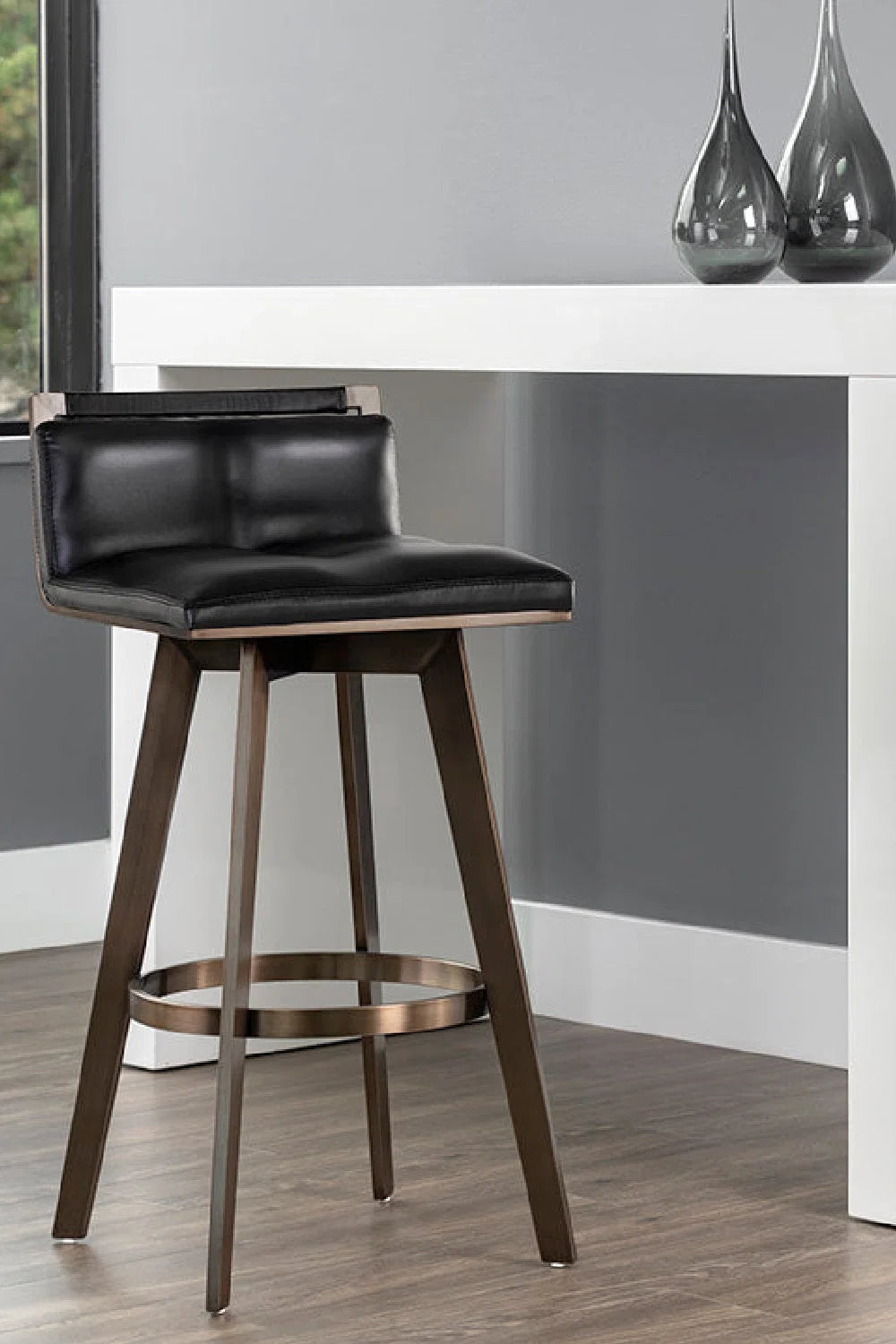 Luxury Upholstered Modern Swivel Bar Stool European Style for Villa