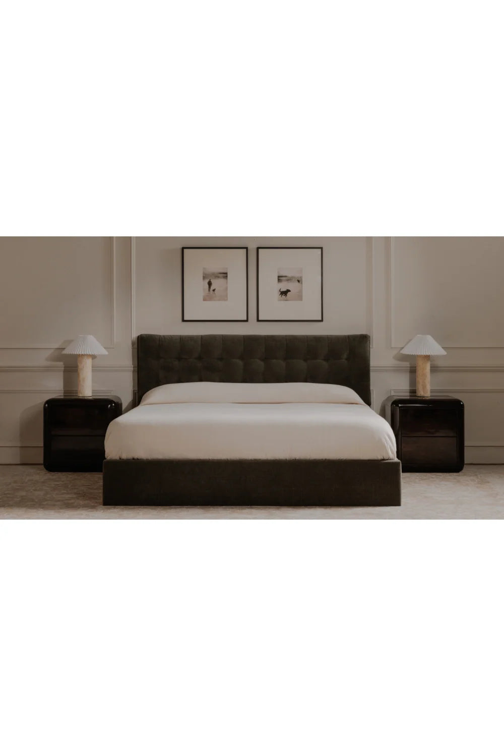 Luxury Upholstered Modern Tufted Storage Bed European Style for Villa