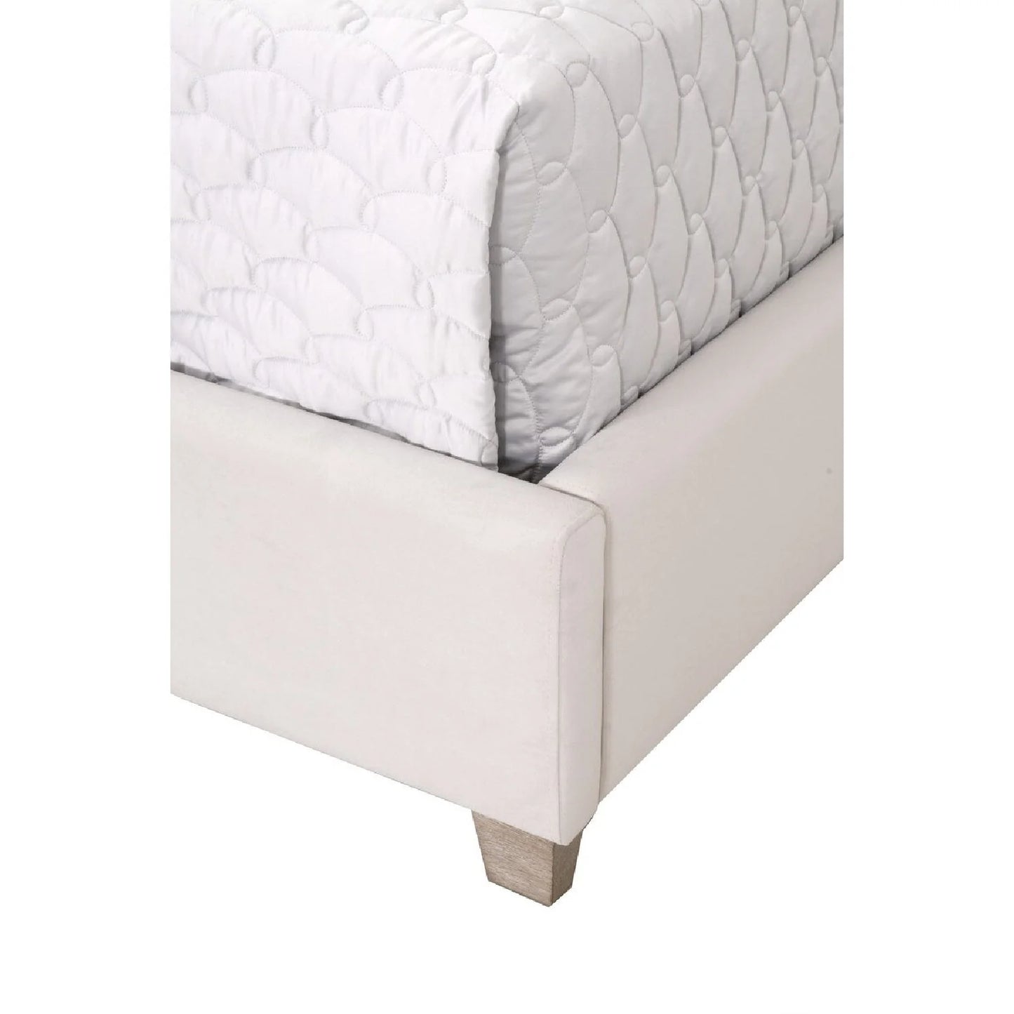 Luxury Upholstered Modern Velvet Bed European Style for Villa