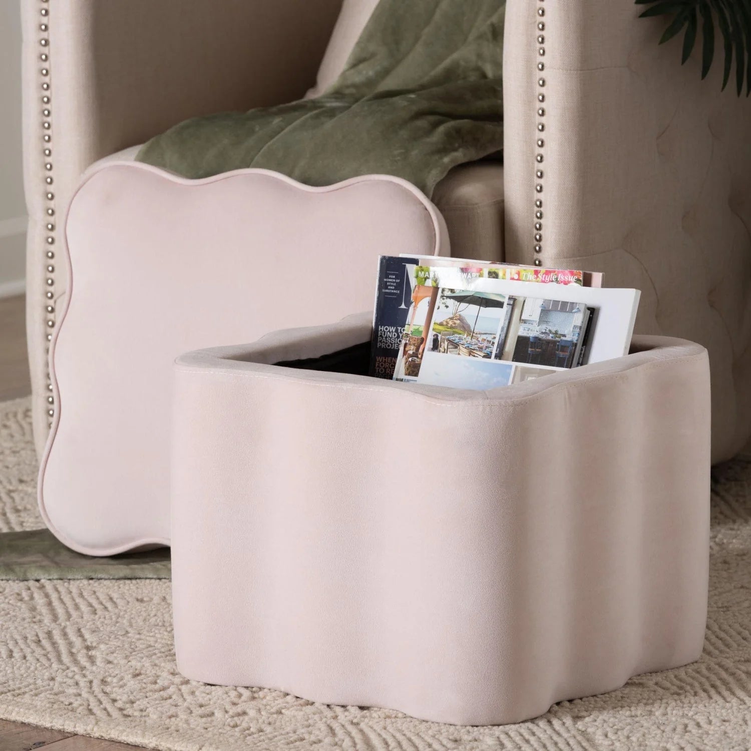 Luxury Upholstered Modern Velvet Ottoman European Style for Villa