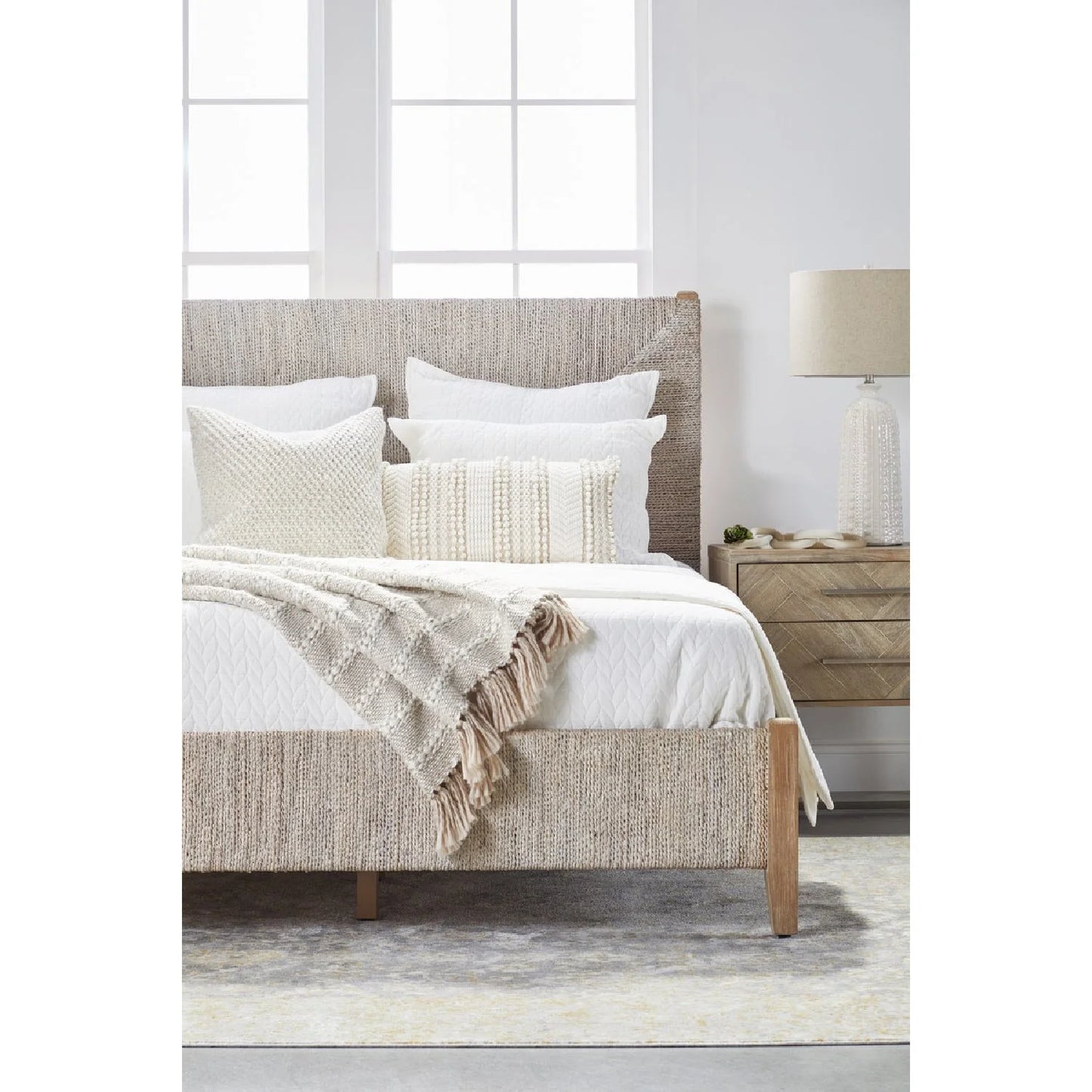 Luxury Upholstered Modern Whitewashed Abaca Bed European Style for Villa