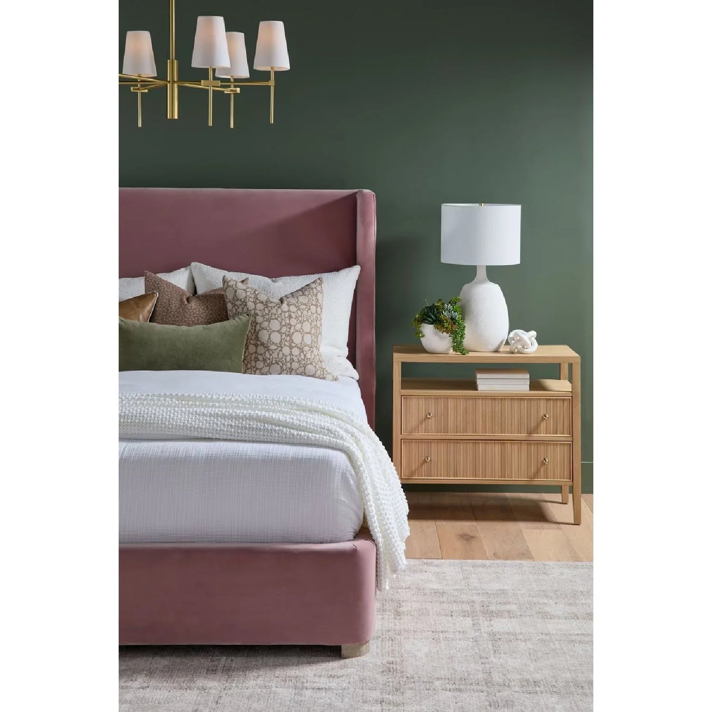 Luxury Upholstered Modern Wingback Bed European Style for Villa