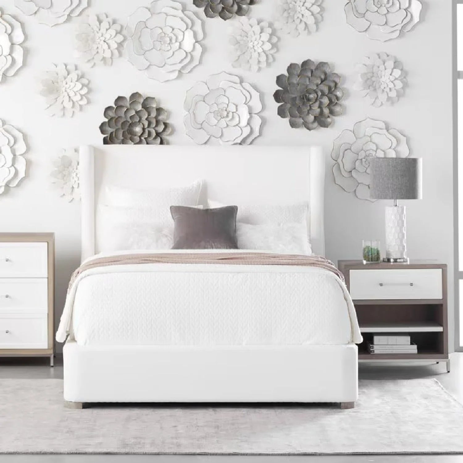 Luxury Upholstered Modern Wingback Bed European Style for Villa