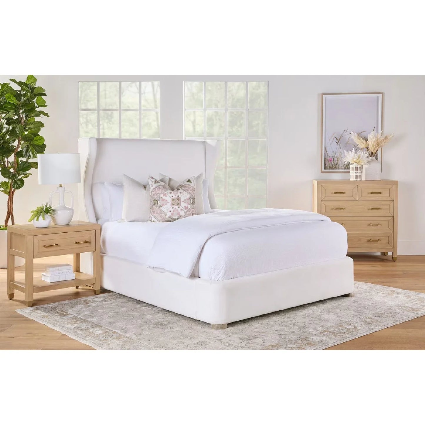 Luxury Upholstered Modern Wingback Bed European Style for Villa