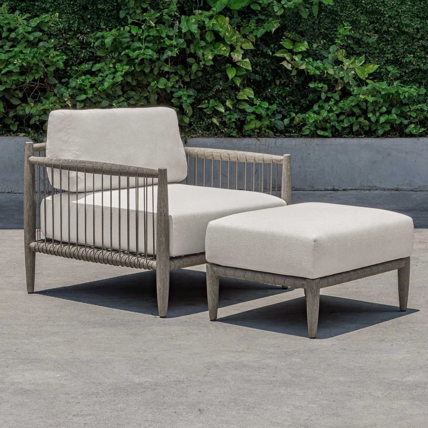 Luxury Upholstered Modern Wood Outdoor Ottoman European Style for Villa