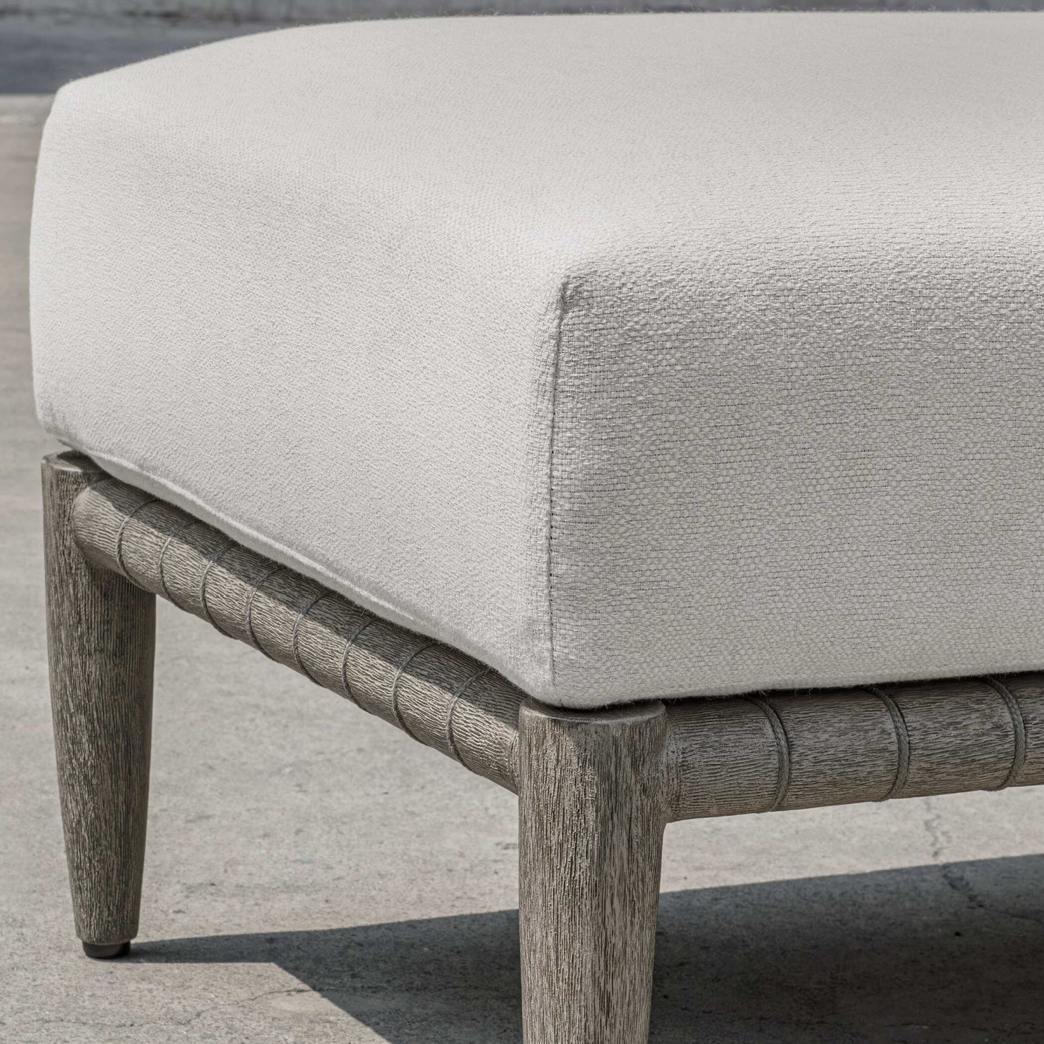 Luxury Upholstered Modern Wood Outdoor Ottoman European Style for Villa