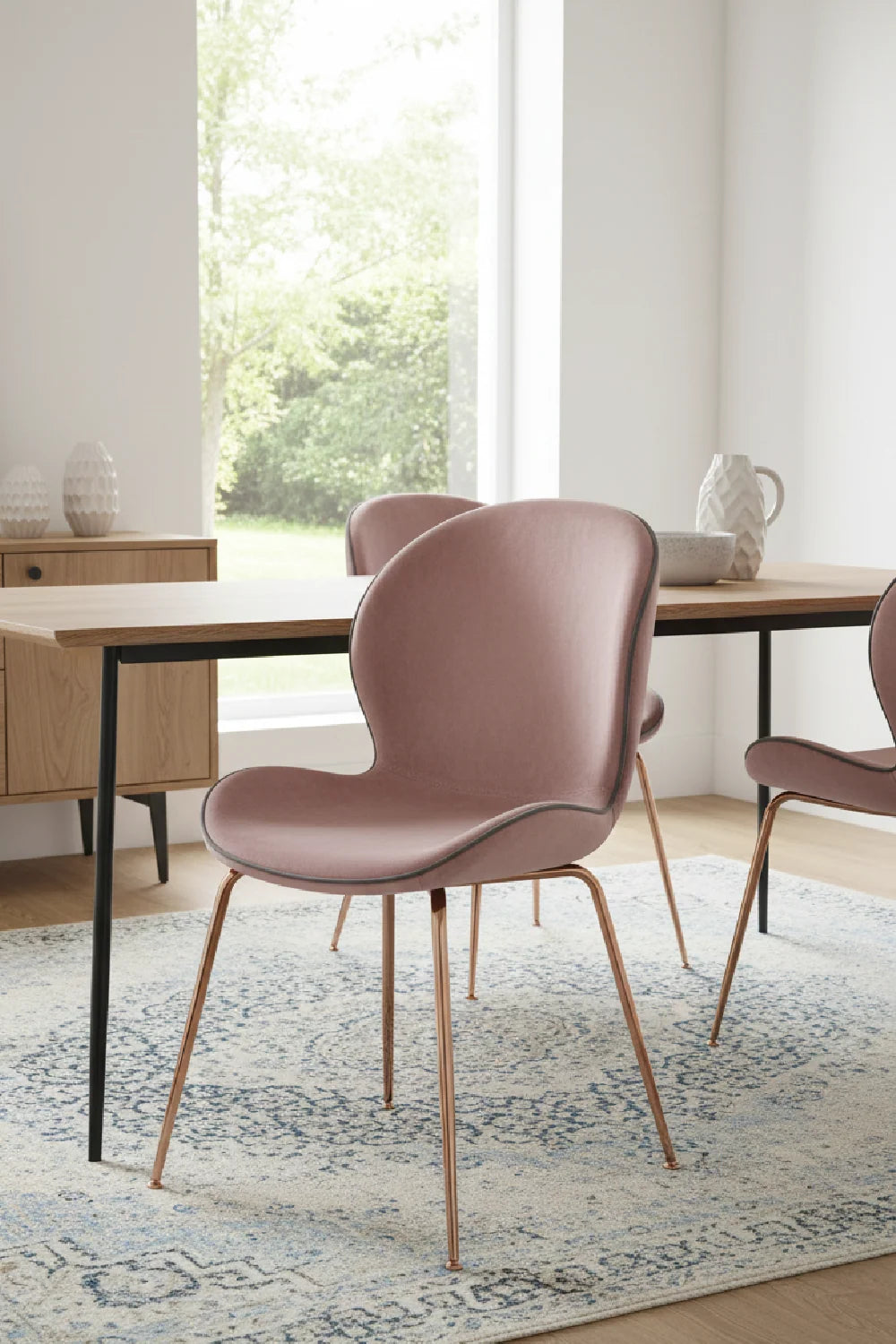 Luxury Upholstered Velvet Modern Dining Chair European Style for Villa