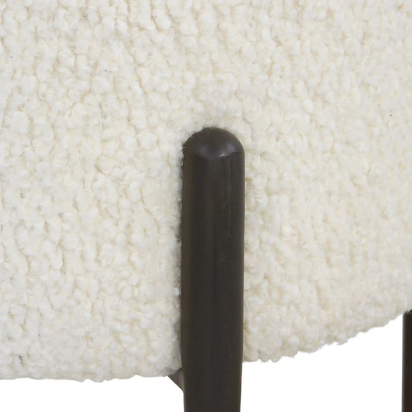 Luxury Upholstered White Shearling Ottoman European Style for Villa