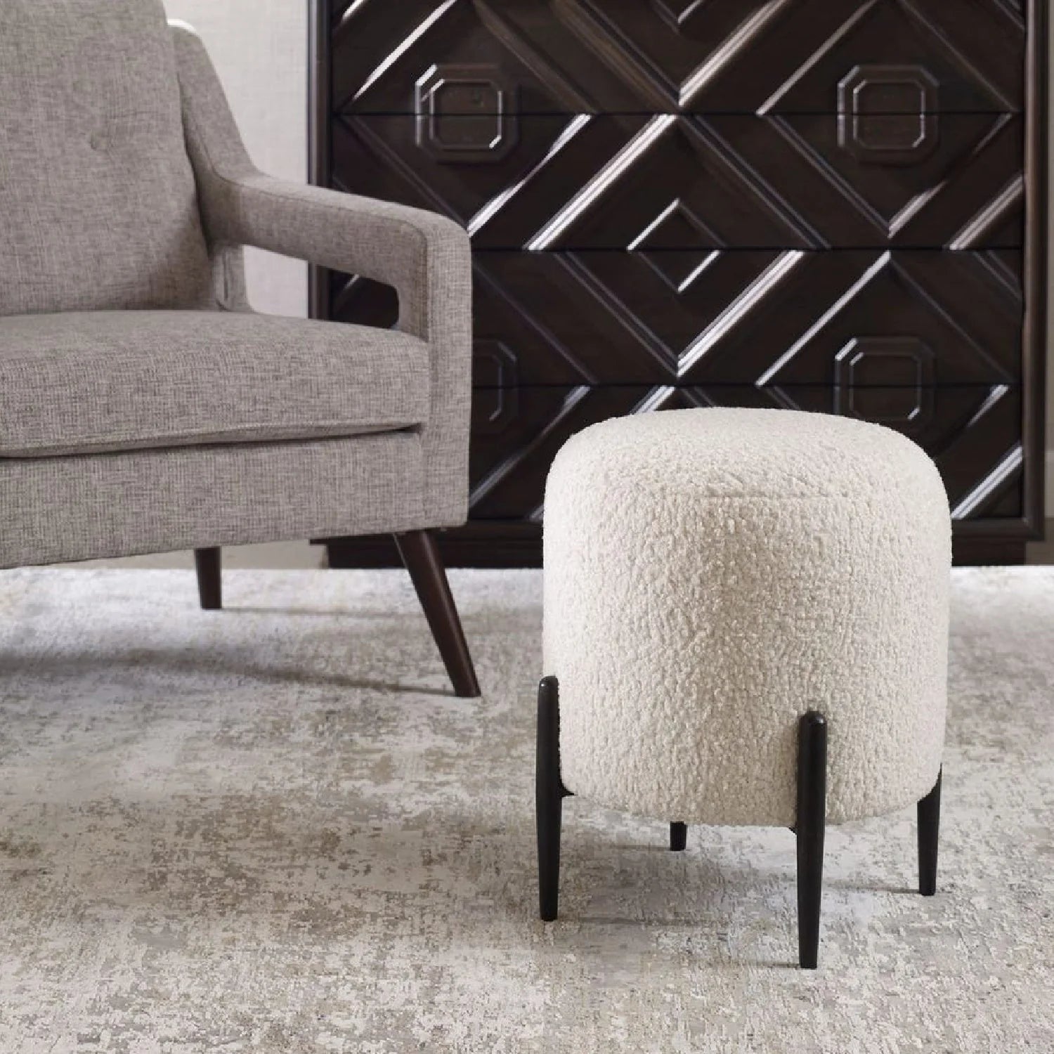 Luxury Upholstered White Shearling Ottoman European Style for Villa