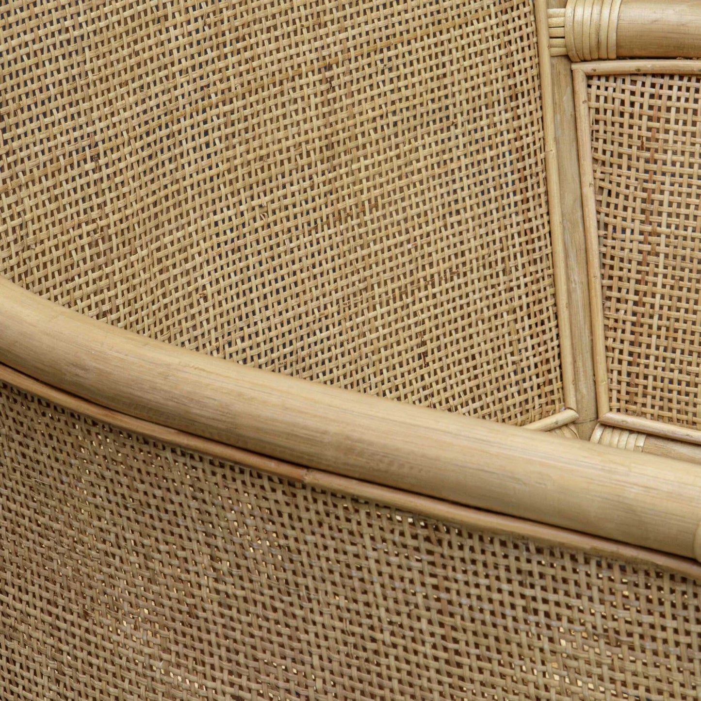 Luxury Upholstered Woven Counter Stool European Style for Villa