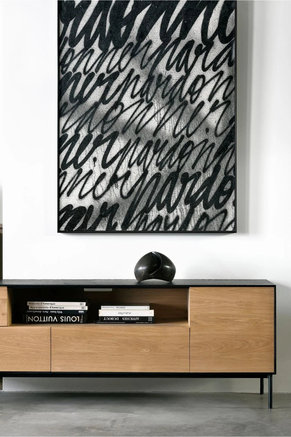 Luxury Varnished Oak TV Cupboard Modern Italian Style for Villa