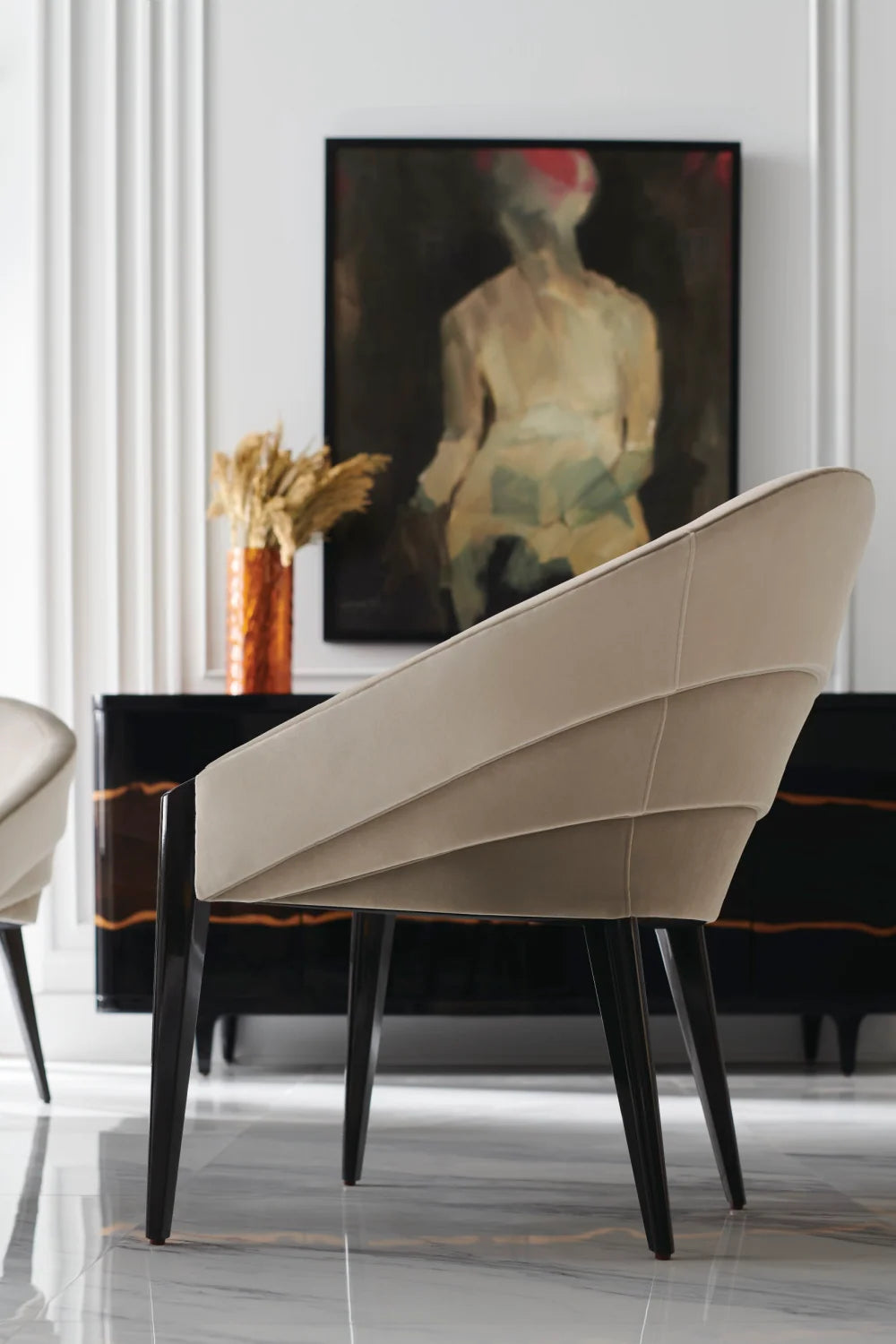 Luxury Velvet Accent Chair European Style for Villa