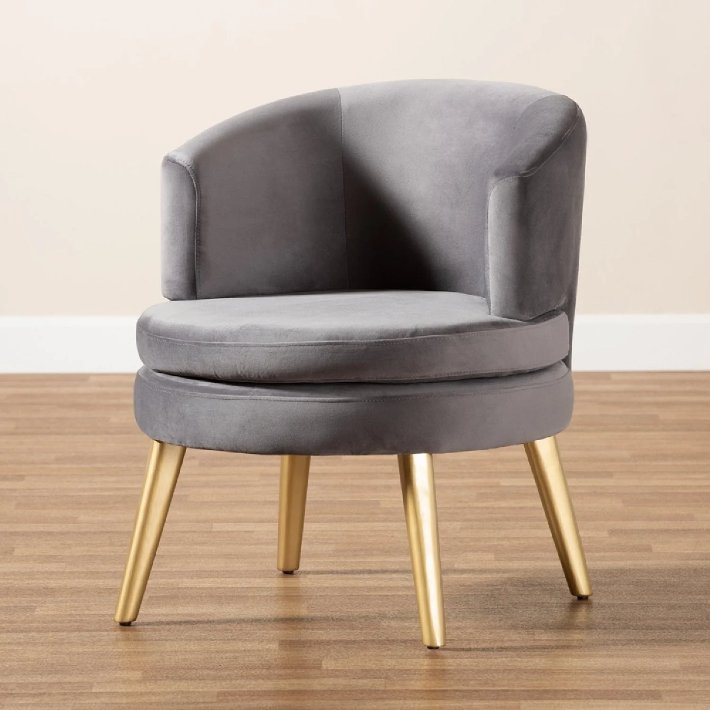 Luxury Velvet Accent Chair Modern Italian Style for Villa