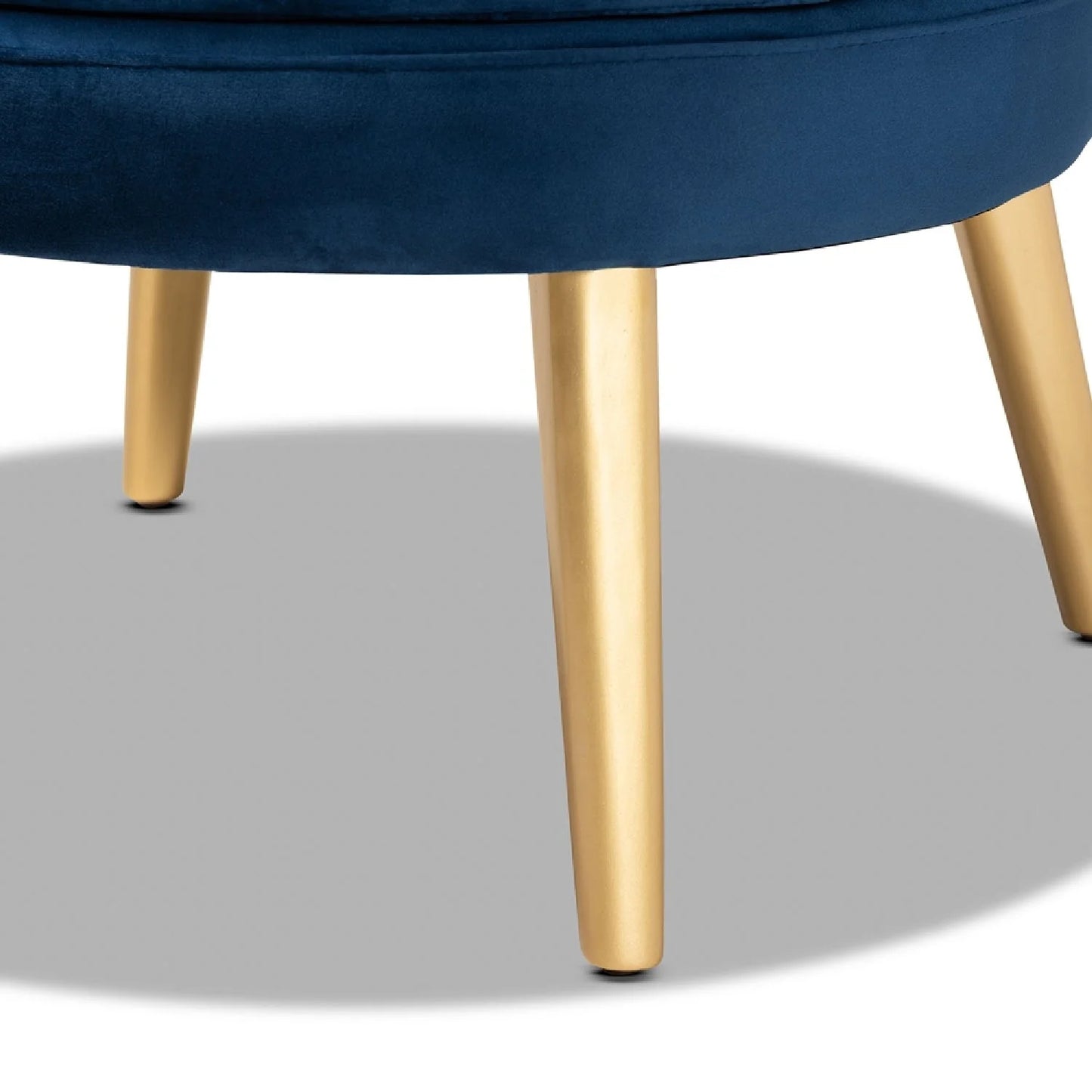 Luxury Velvet Accent Chair Modern Italian Style for Villa