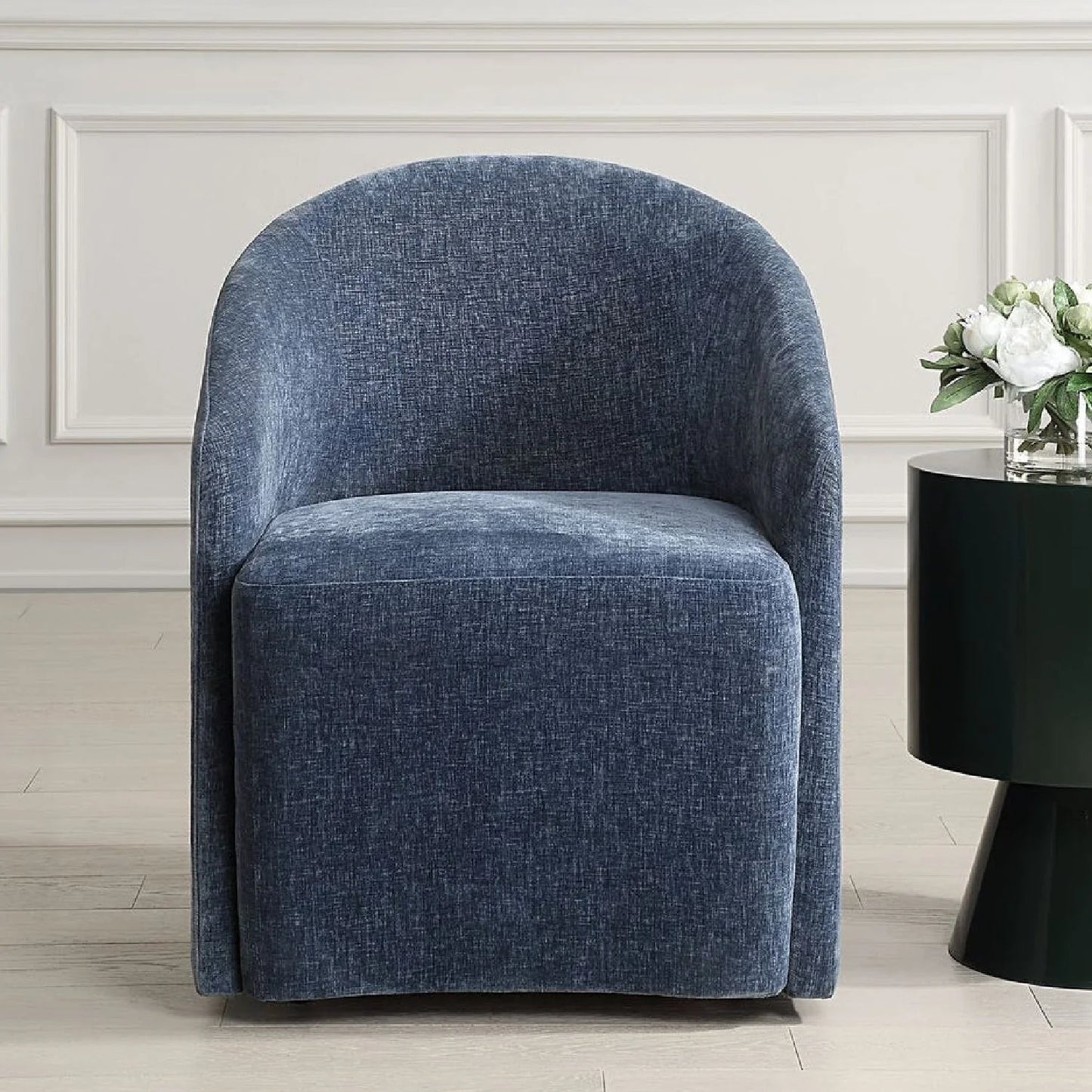 Luxury Velvet Barrel Wheeled Dining Chair European Style for Villa