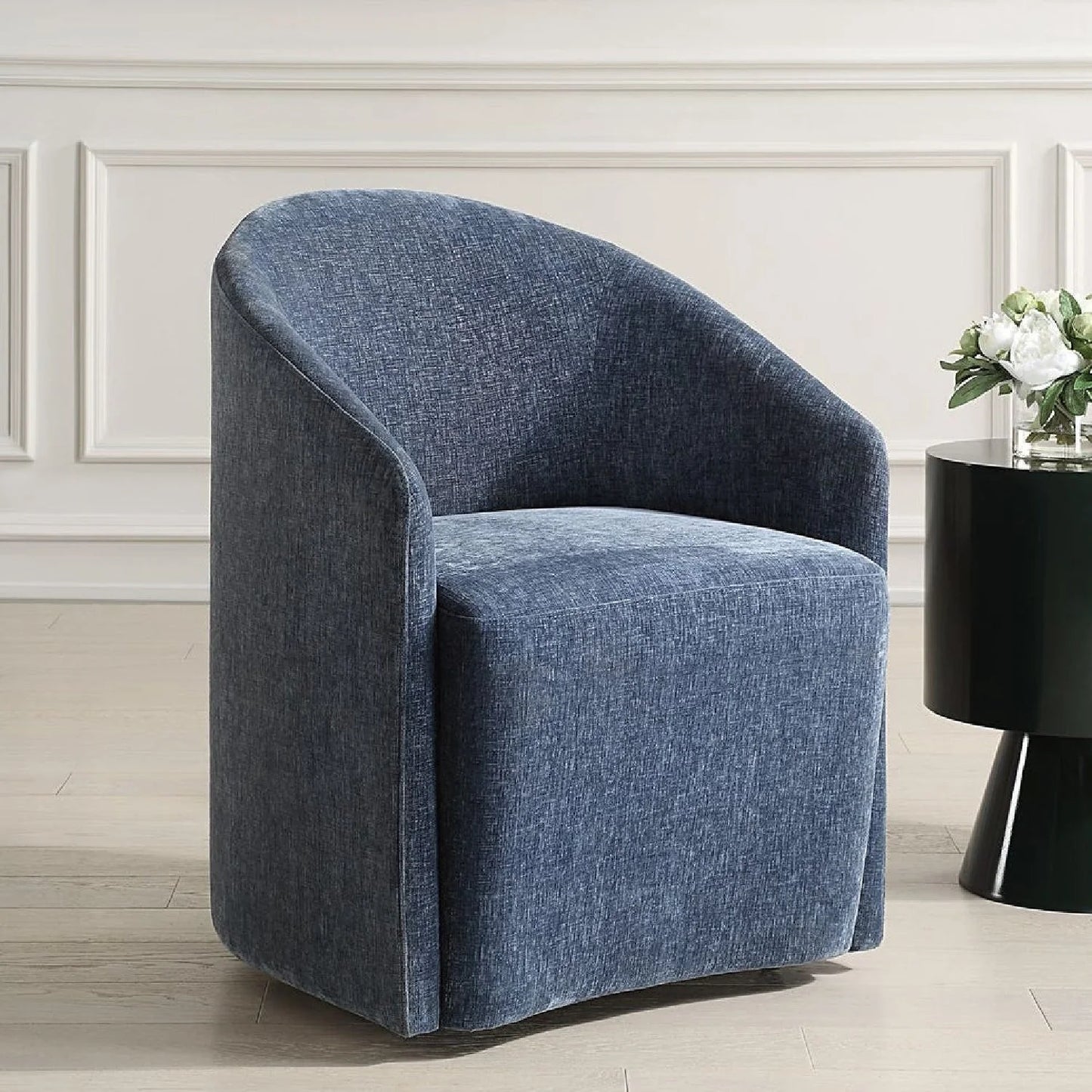 Luxury Velvet Barrel Wheeled Dining Chair European Style for Villa