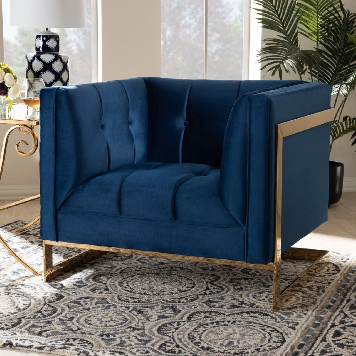 Luxury Velvet Button Tufted Accent Chair Modern Italian Style for Villa