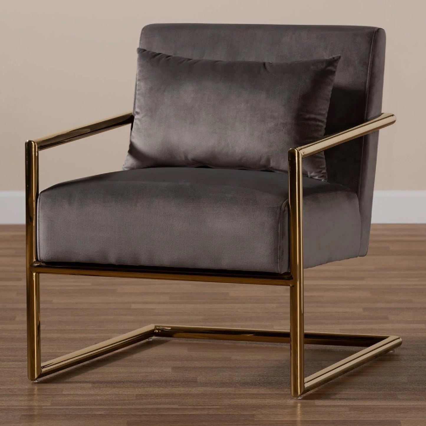 Luxury Velvet Cantilevered Lounge Chair Modern Italian Style for Villa