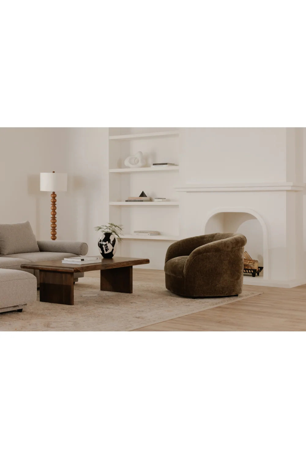 Luxury Velvet Rolled Arm Lounge Chair Modern Italian Style for Villa