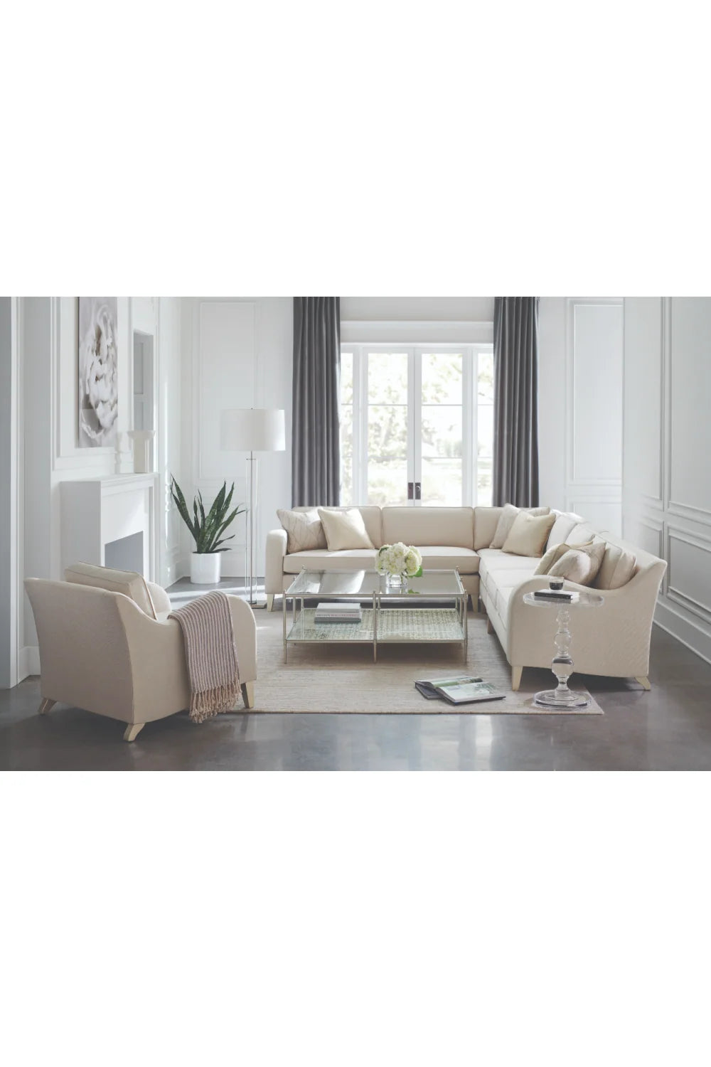 Luxury Victoria Fabric Sectional Sofa Modern Italian Style for Villa