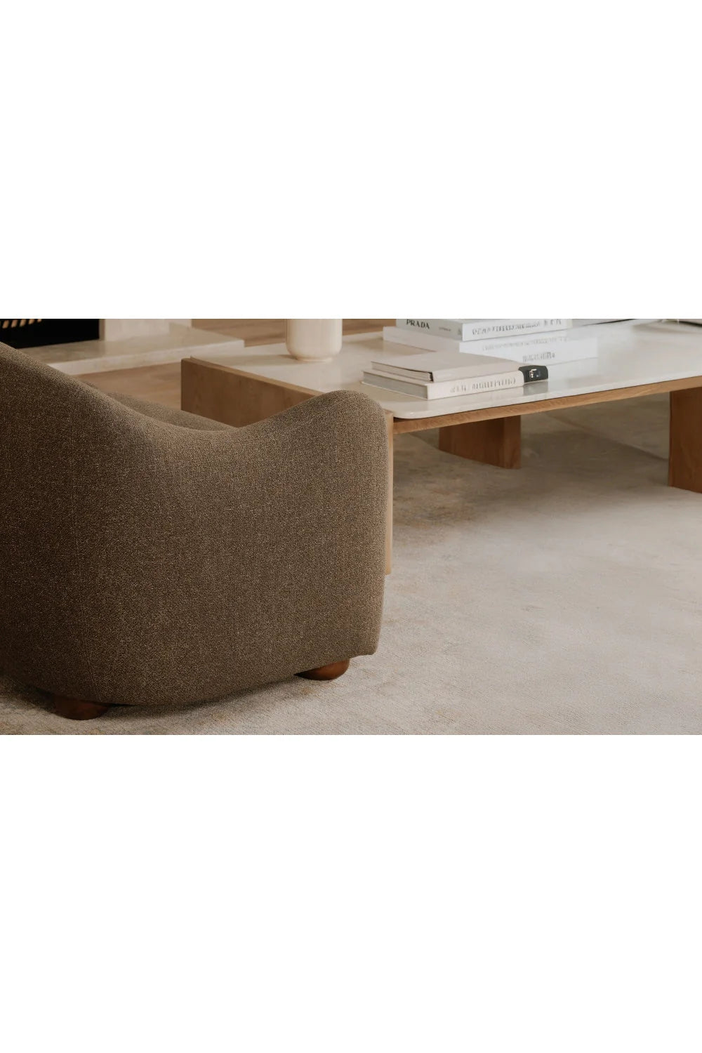 Luxury Vintage Inspired Fabric Sofa Modern Italian Style for Villa
