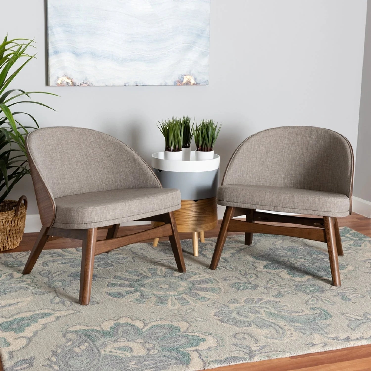 Luxury Walnut Framed Curved Lounge Chair Modern Italian Style for Villa